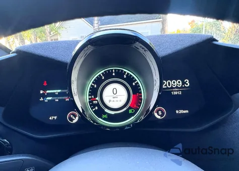 2020 Aston Martin Vantage z USA, uszkodzony, nr VIN SCFSMGAW9LGN04570